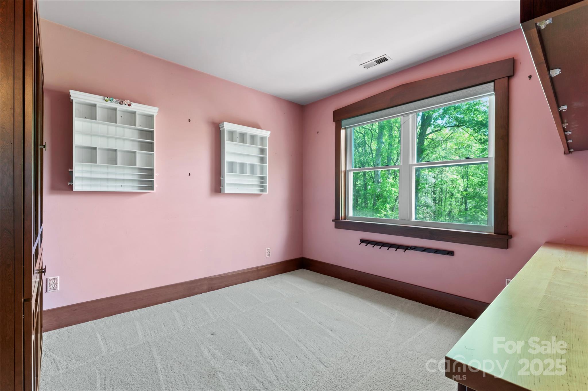 1536 Bear Mountain Road