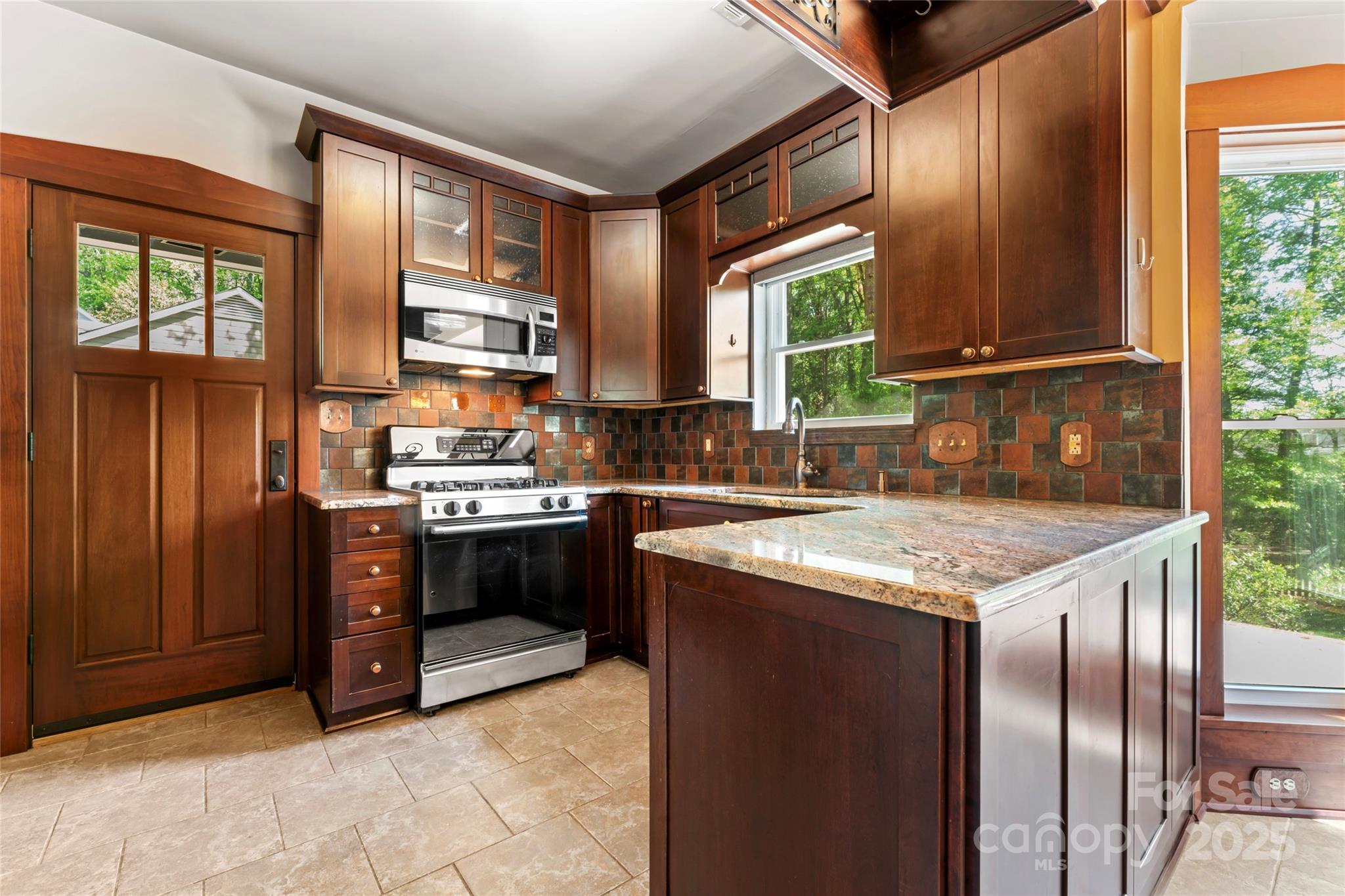 1536 Bear Mountain Road