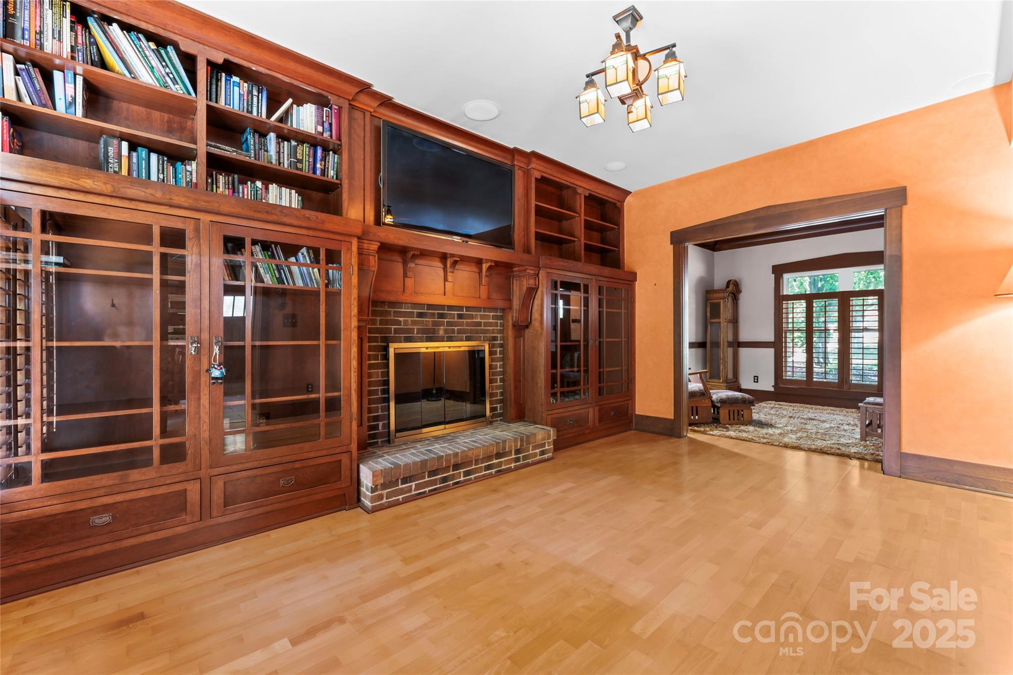 1536 Bear Mountain Road