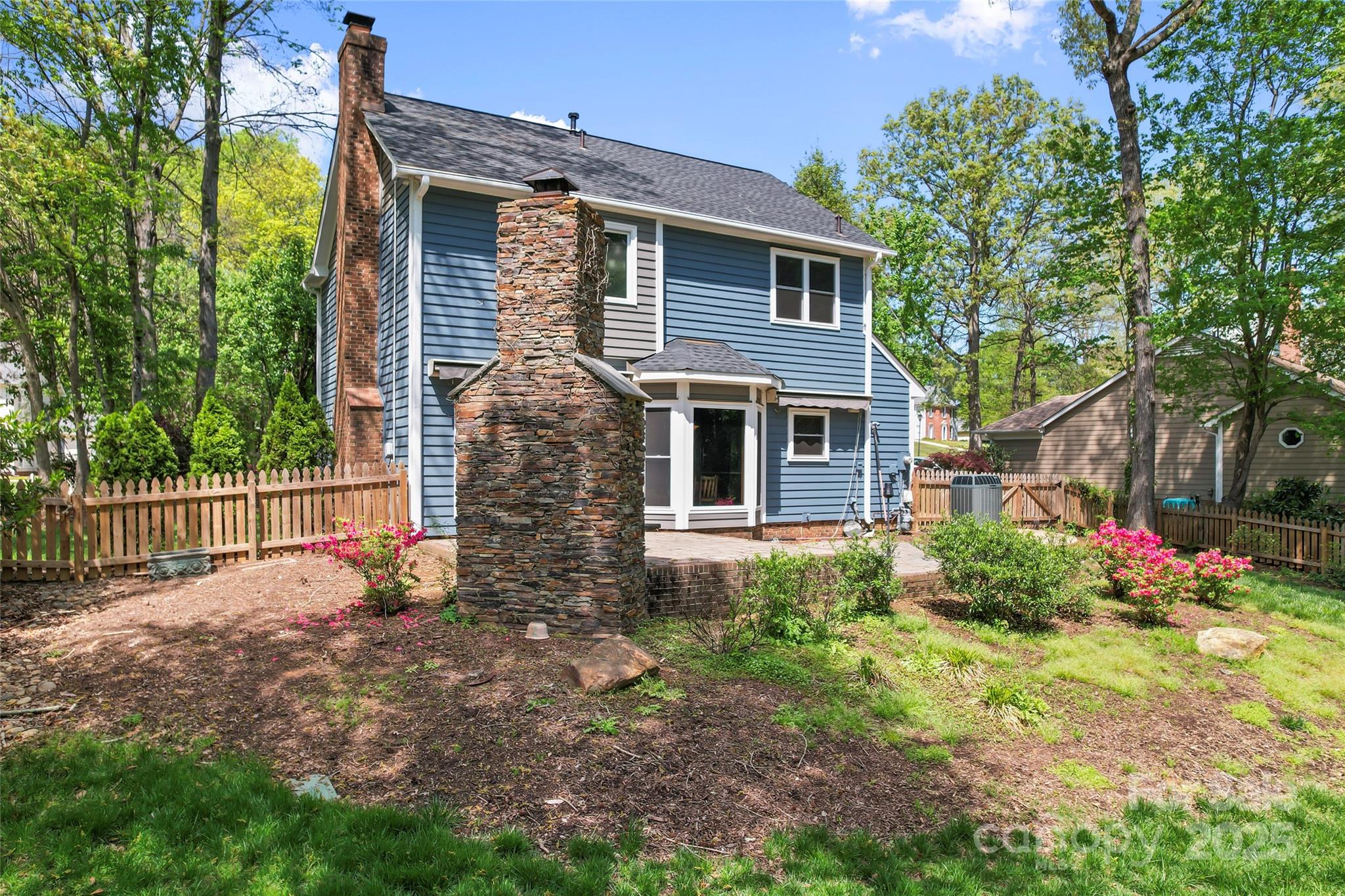 1536 Bear Mountain Road