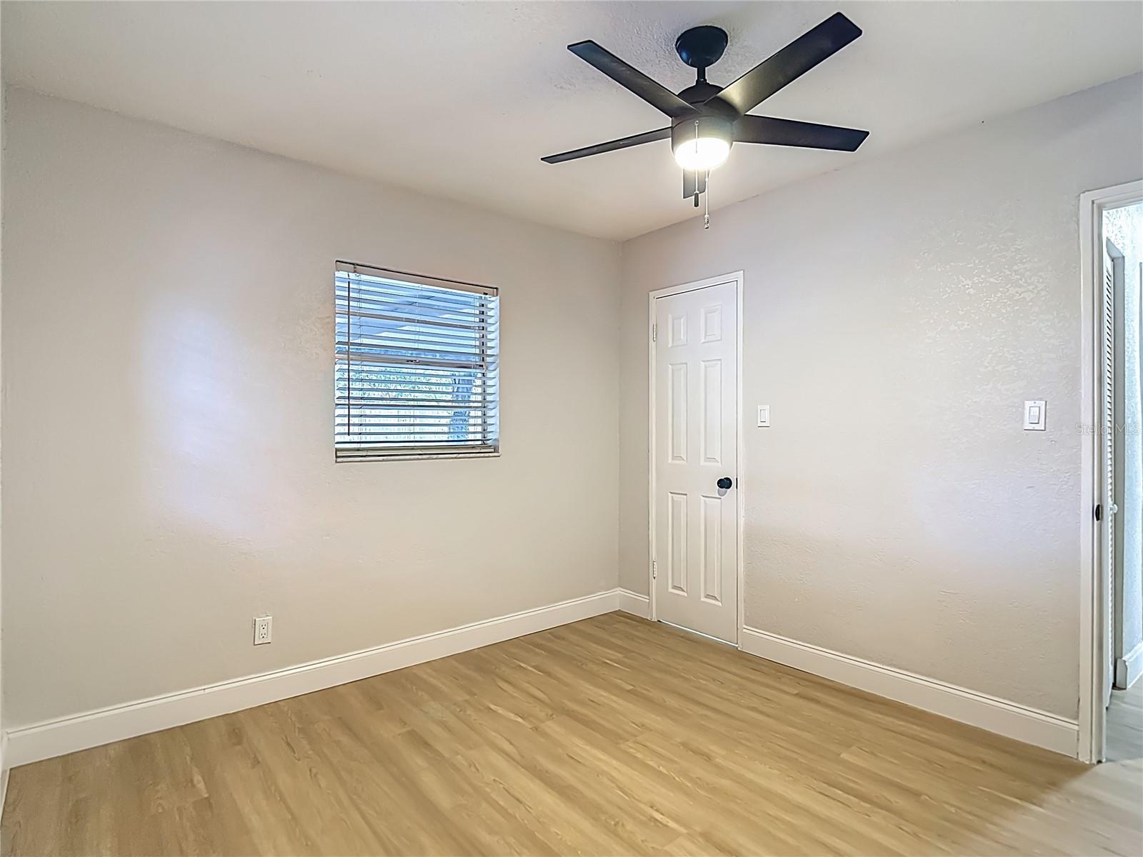 4202 W BAY VISTA AVE