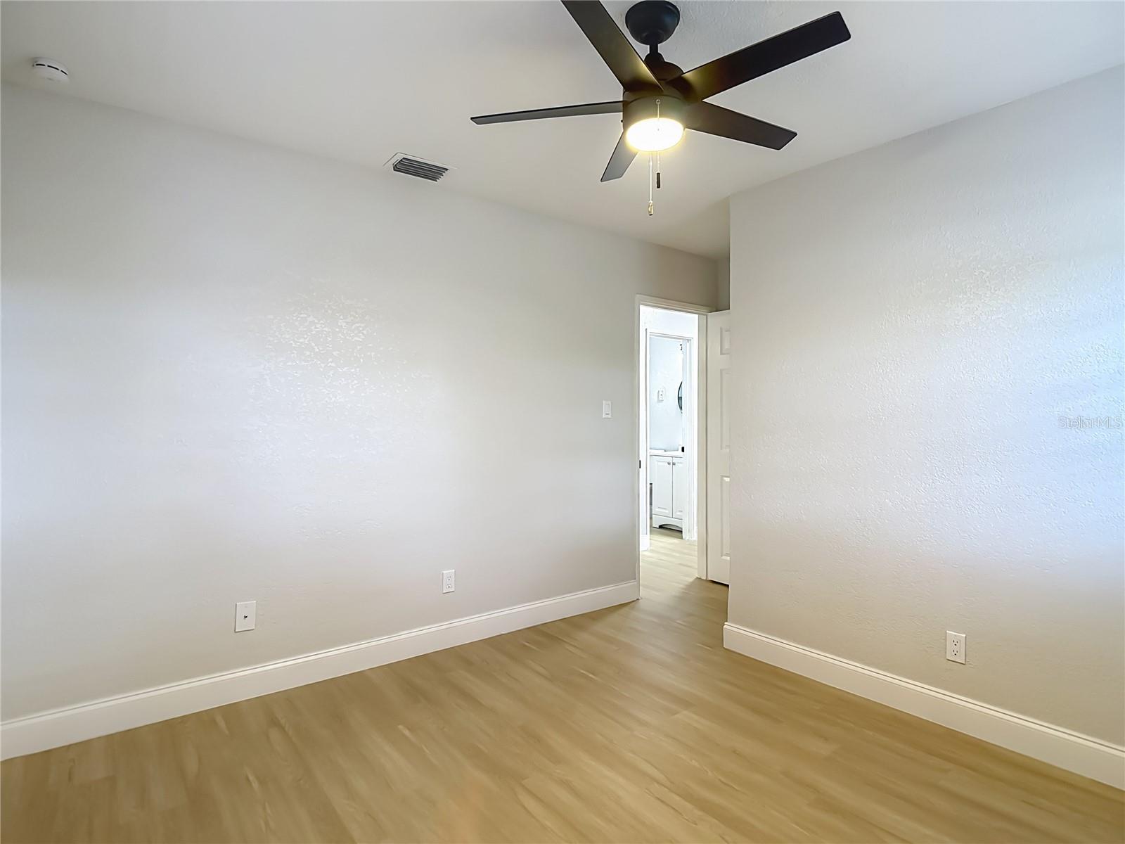 4202 W BAY VISTA AVE