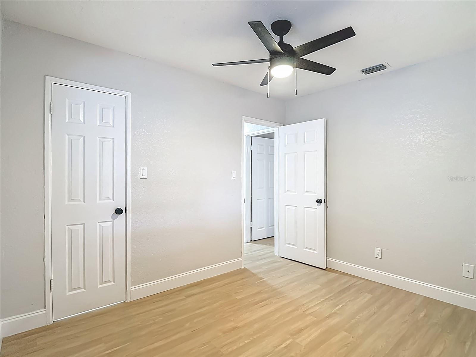 4202 W BAY VISTA AVE