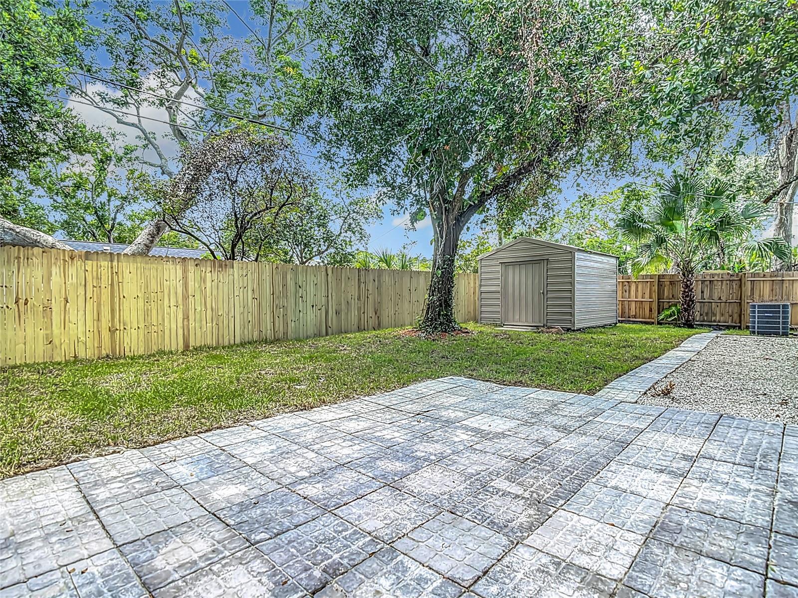 4202 W BAY VISTA AVE