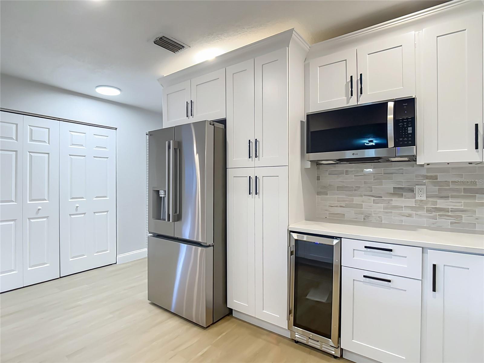 4202 W BAY VISTA AVE