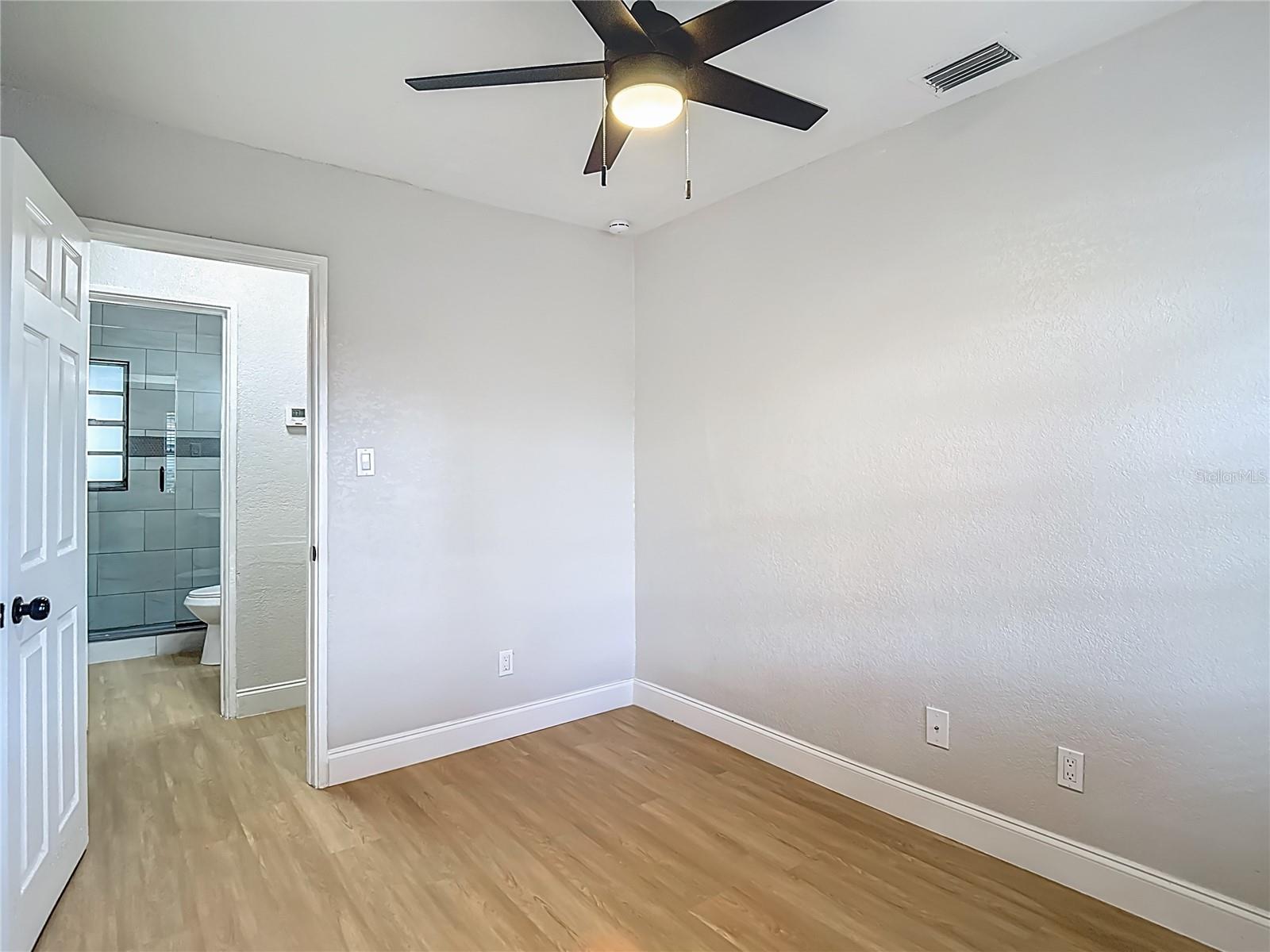 4202 W BAY VISTA AVE