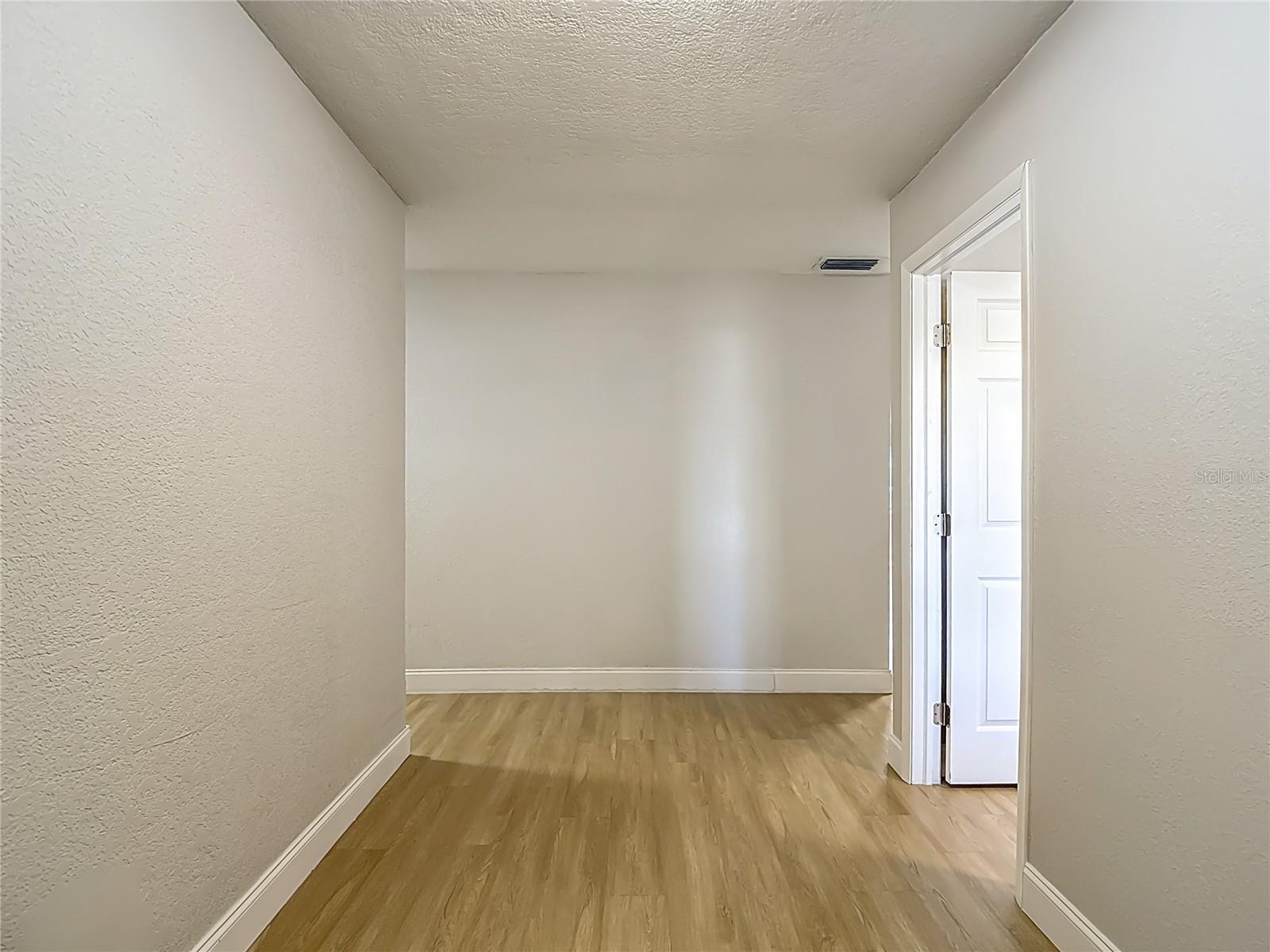 4202 W BAY VISTA AVE