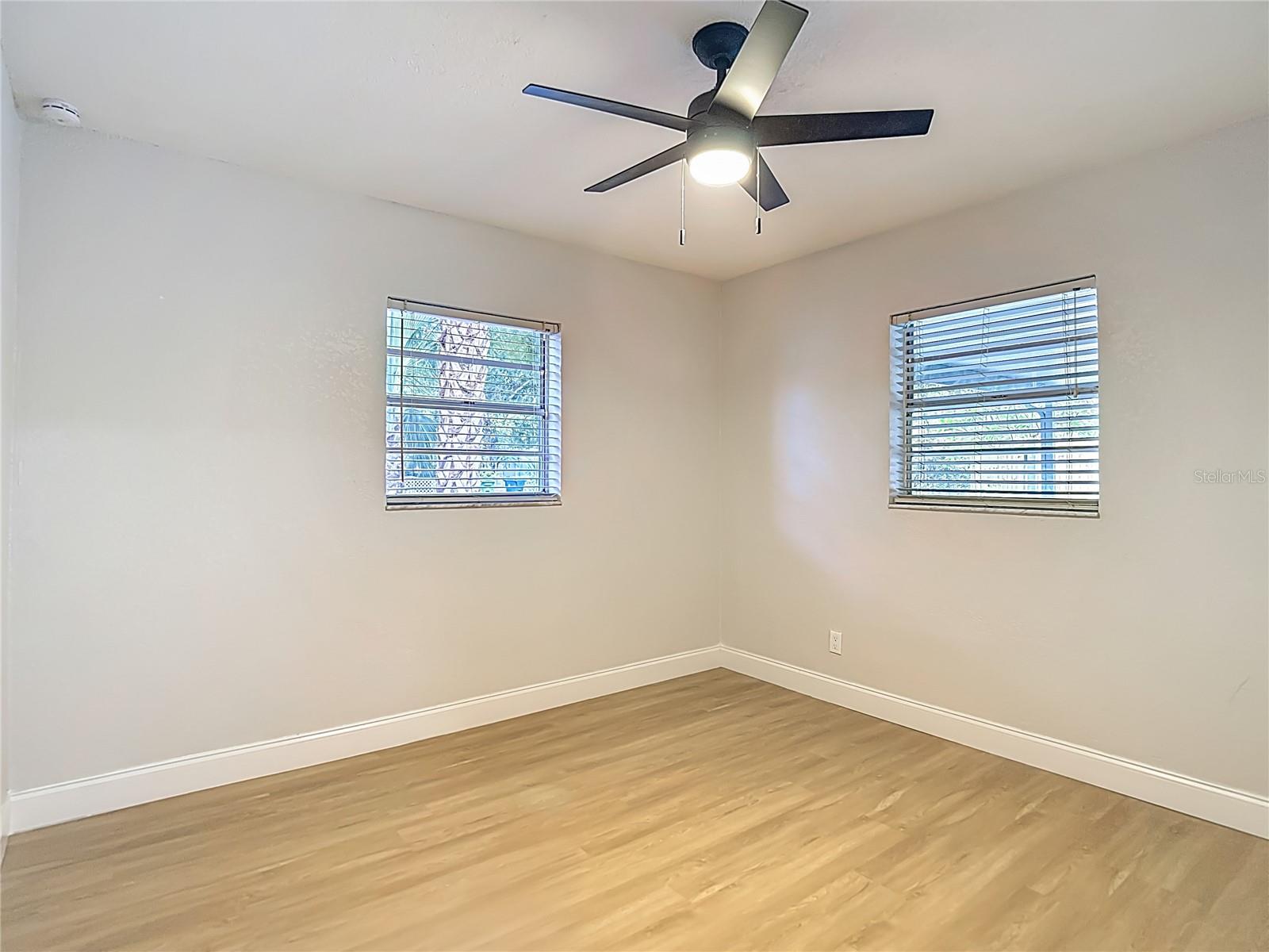 4202 W BAY VISTA AVE