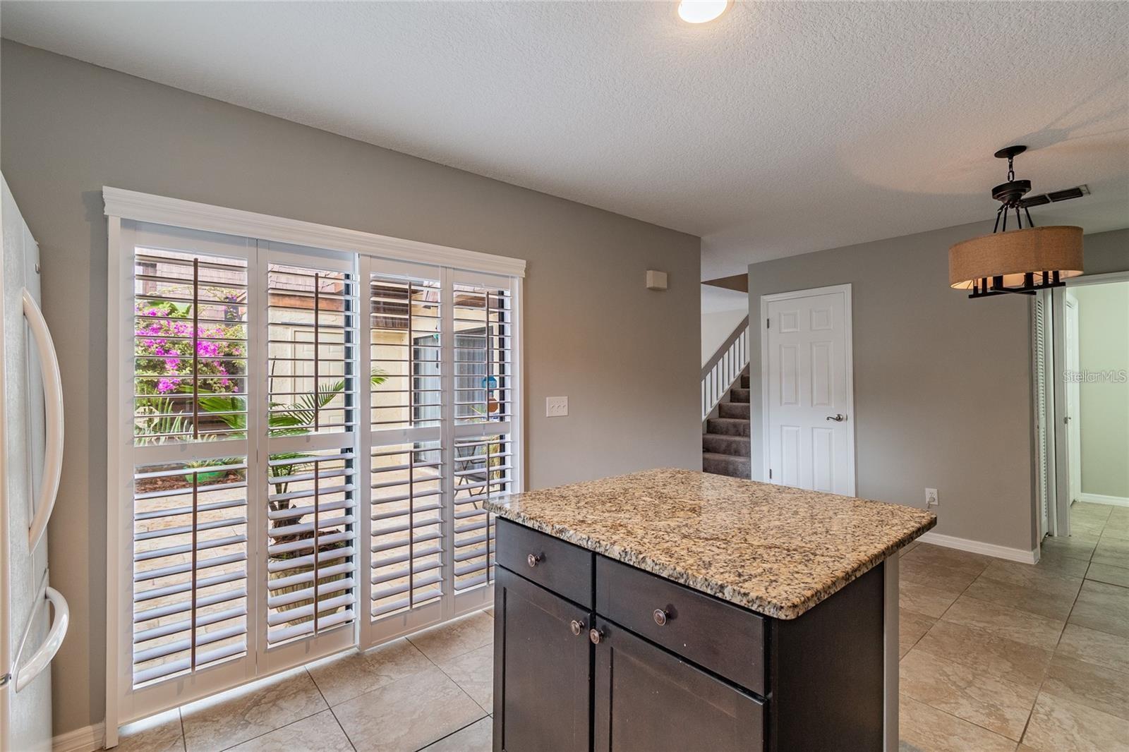 15440 E POND WOODS DR