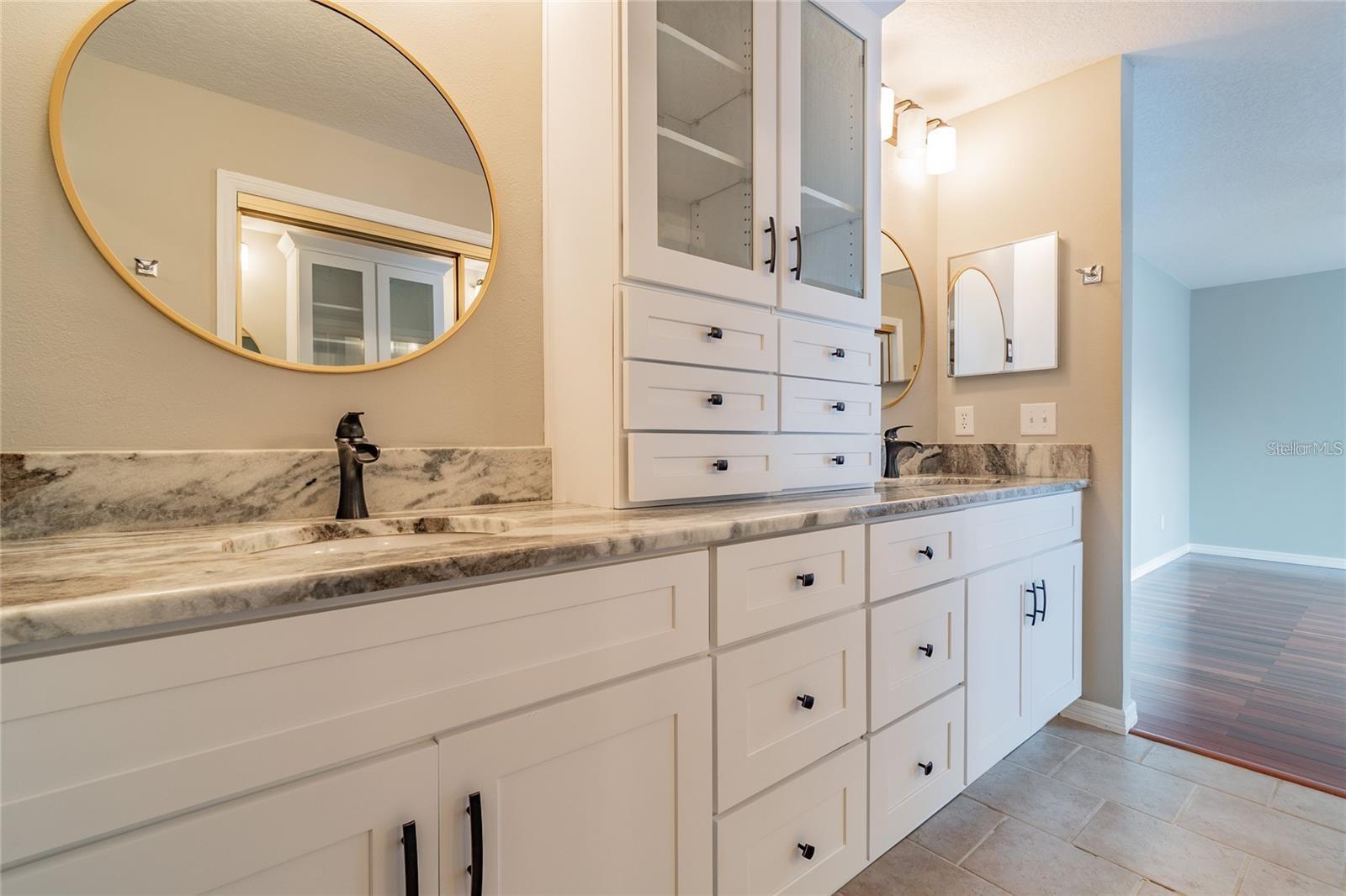 15440 E POND WOODS DR