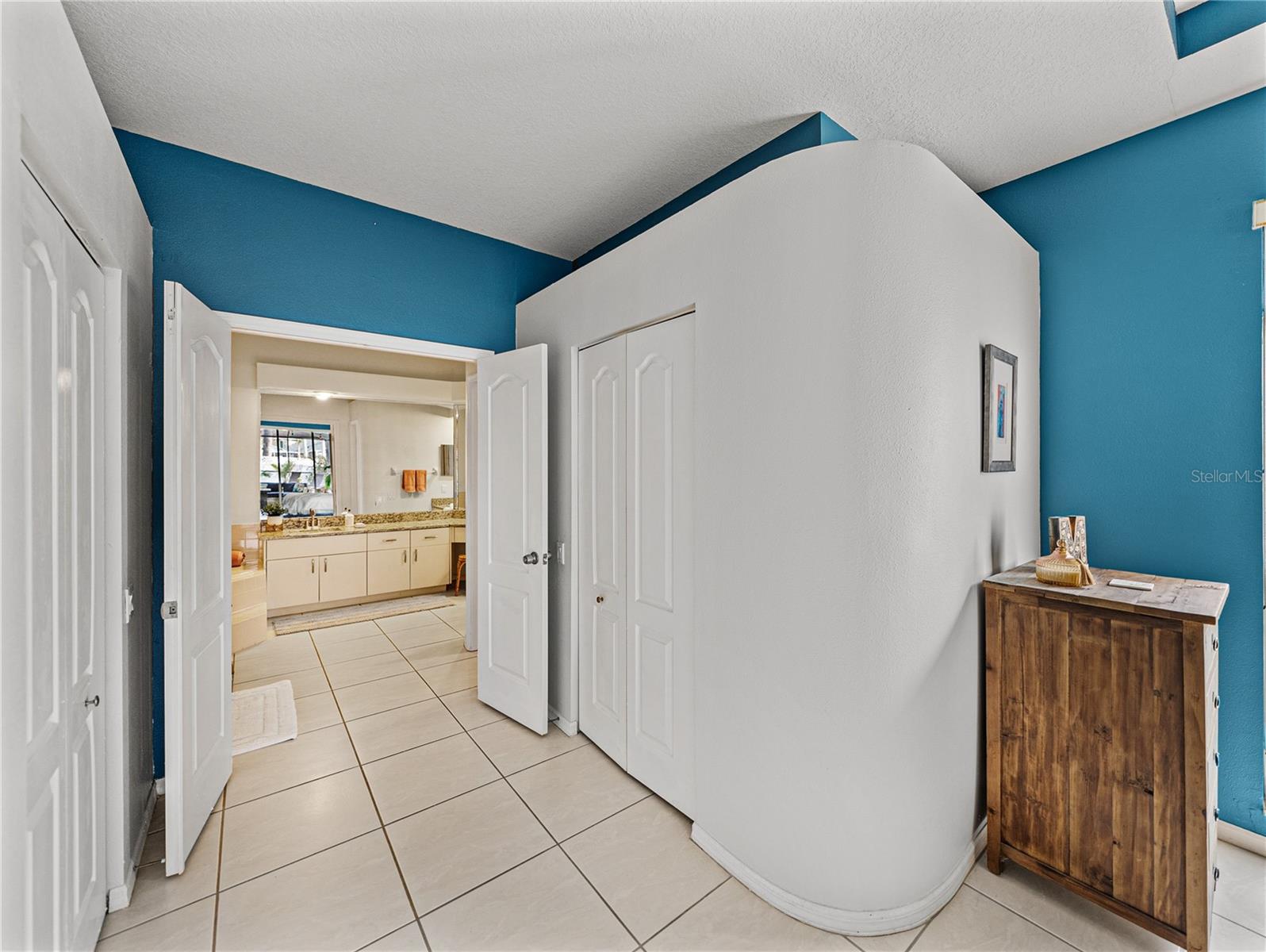 8784 ASHWORTH DR