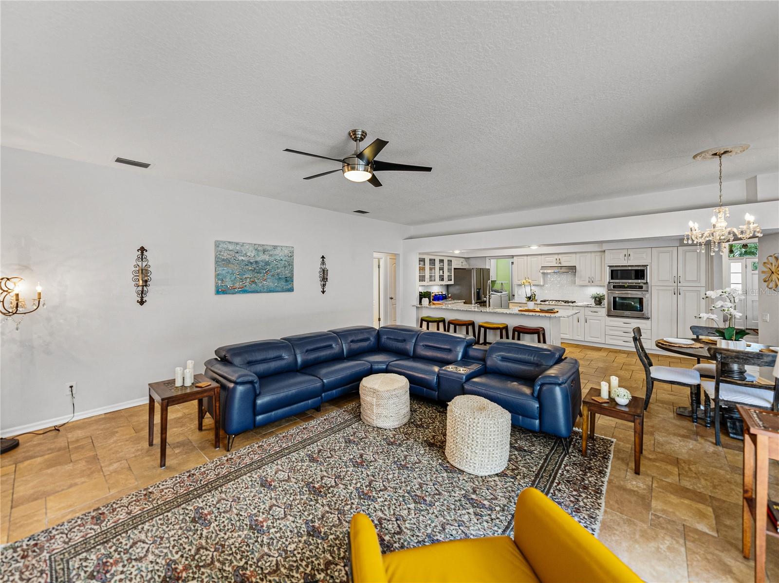 8784 ASHWORTH DR