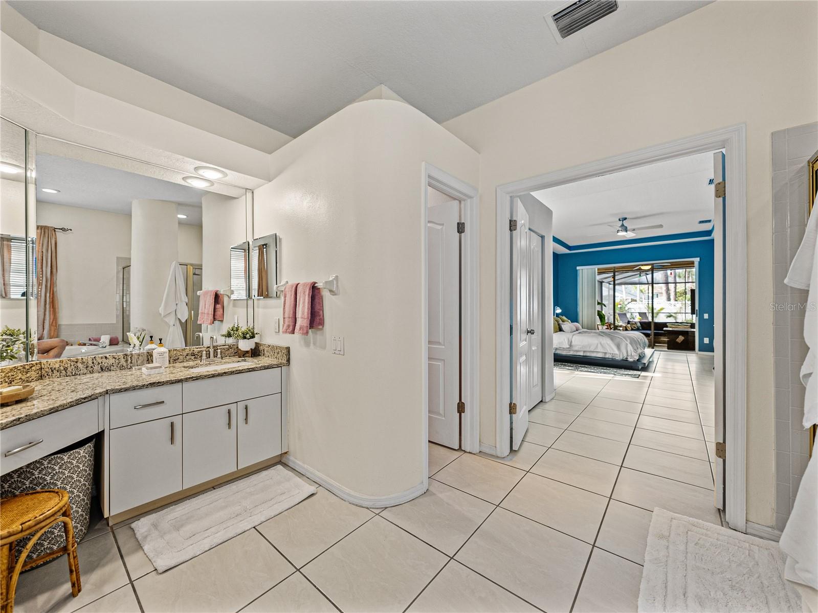 8784 ASHWORTH DR