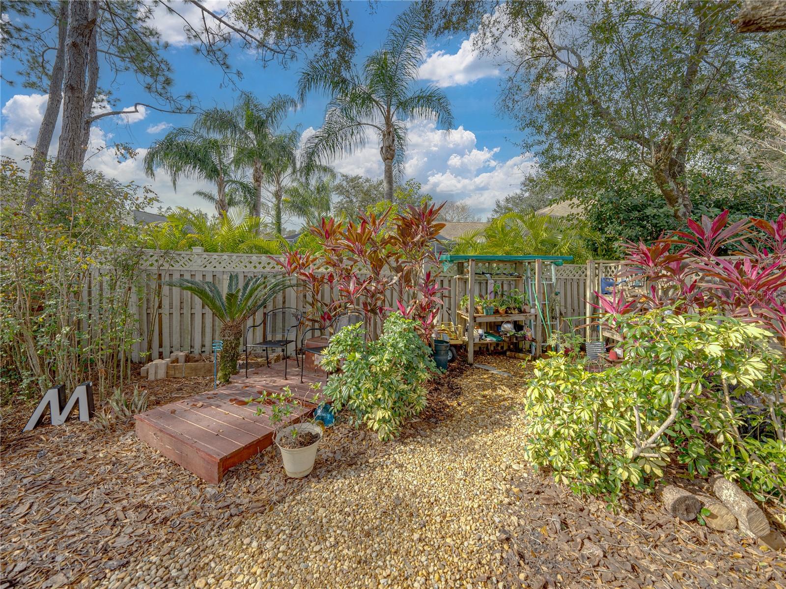 8784 ASHWORTH DR