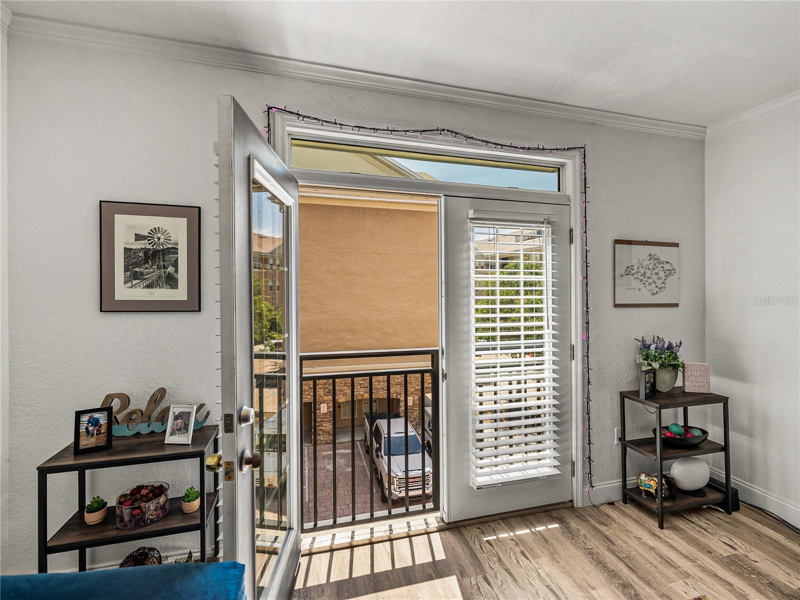 4221 W SPRUCE ST #2302