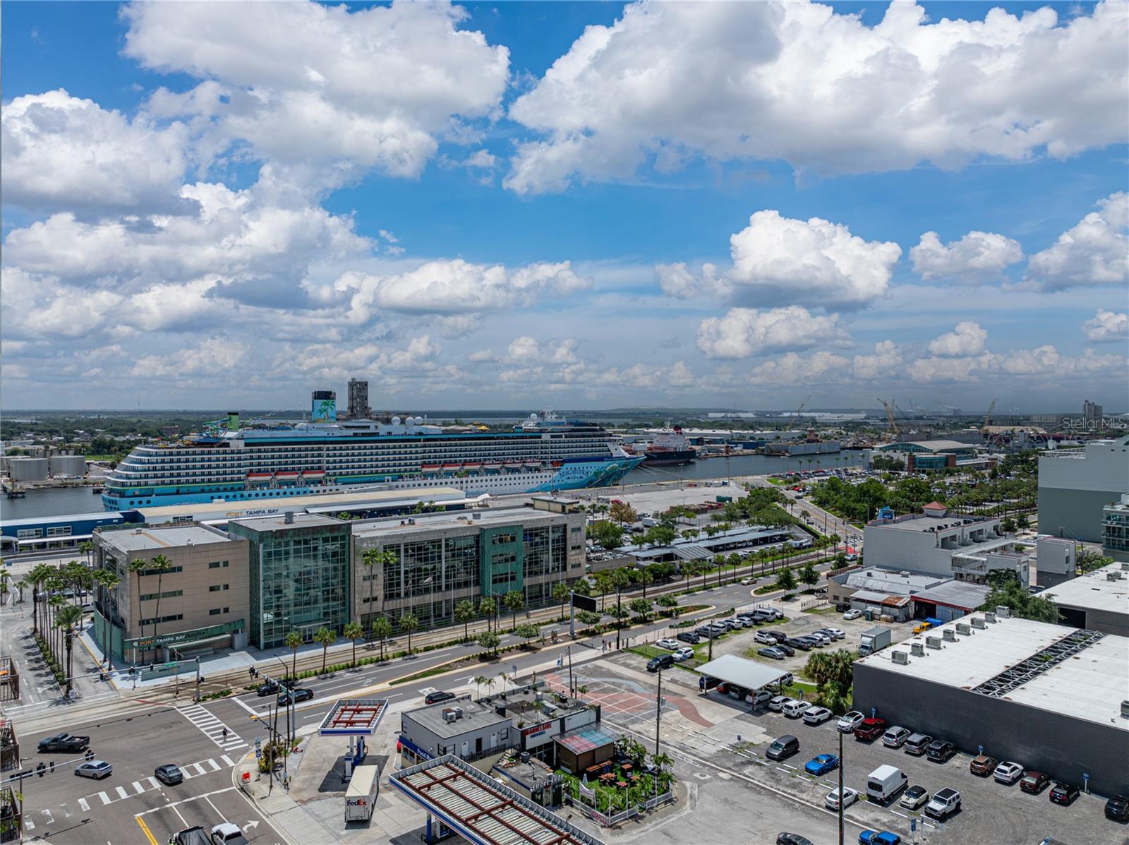 4221 W SPRUCE ST #2302