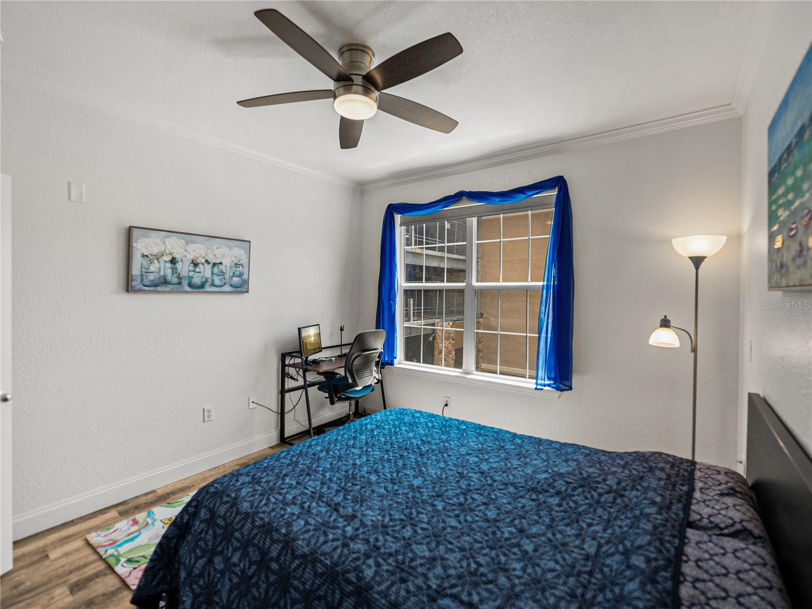 4221 W SPRUCE ST #2302