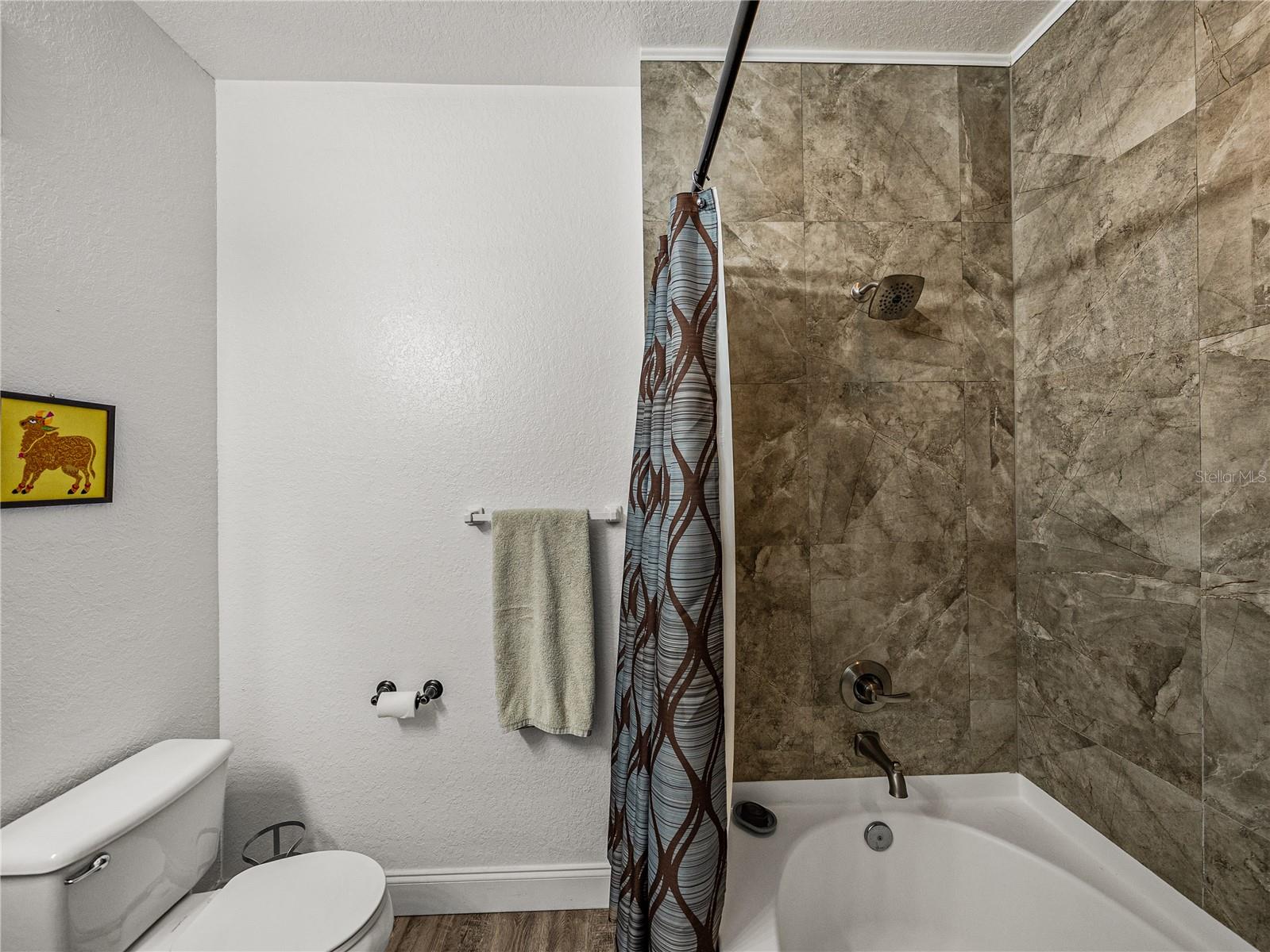 4221 W SPRUCE ST #2302