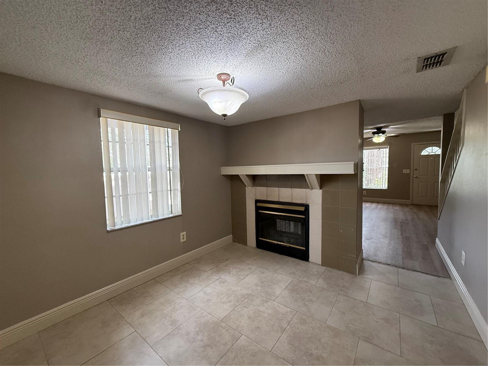 2201 FLETCHERS POINT CIR