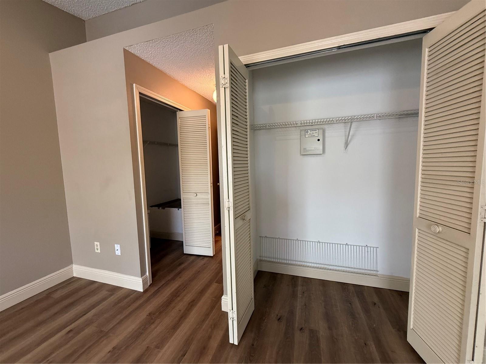 2201 FLETCHERS POINT CIR