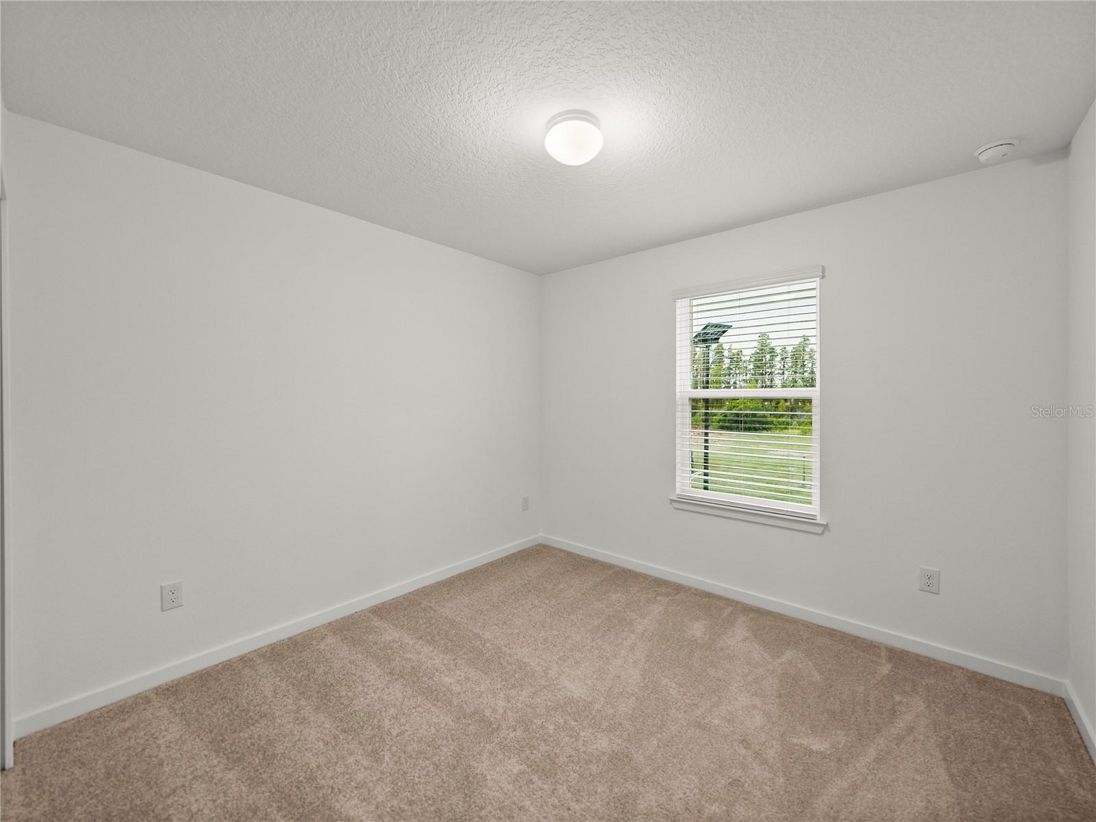 1076 KISTNA DR
