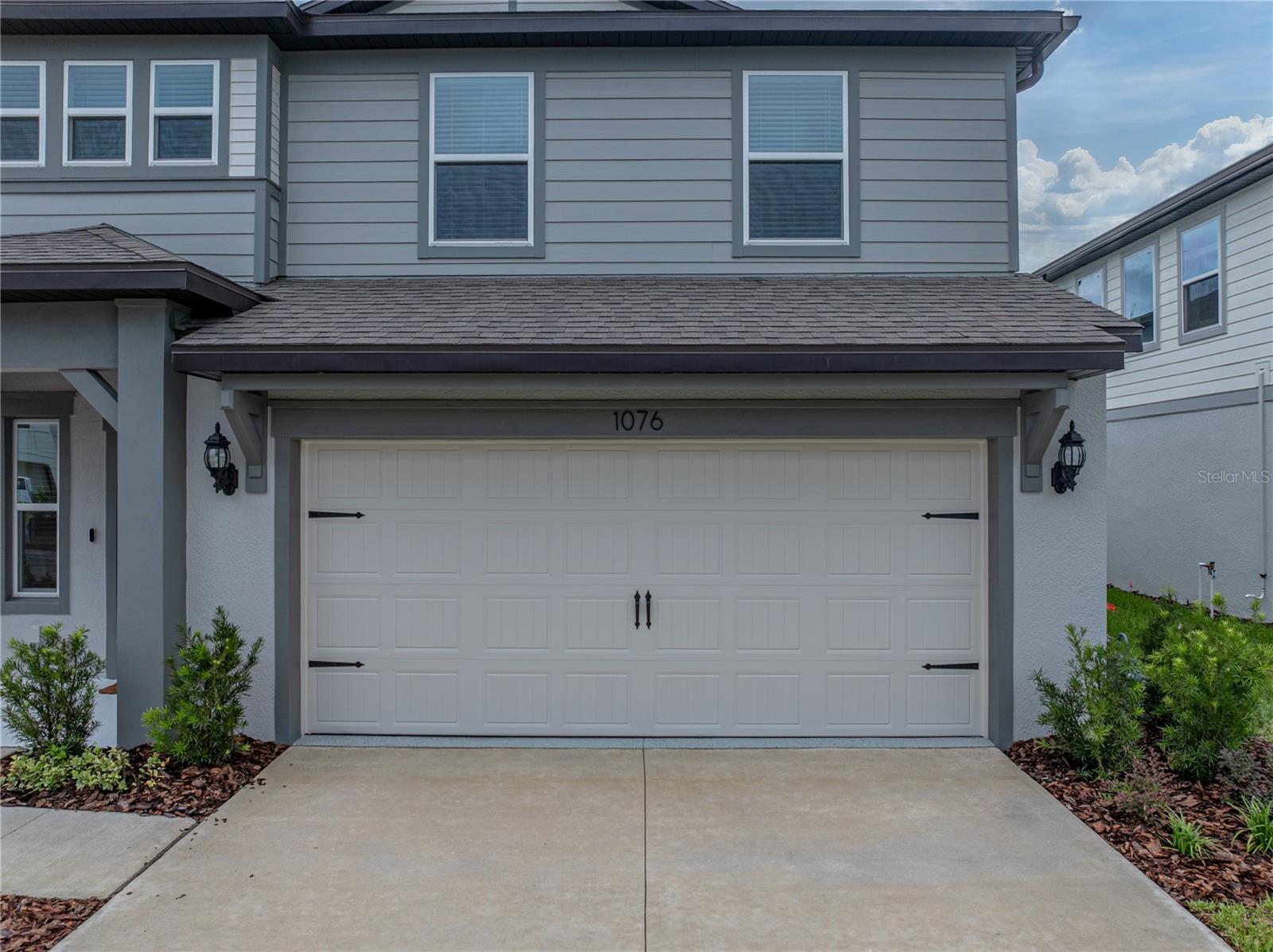 1076 KISTNA DR