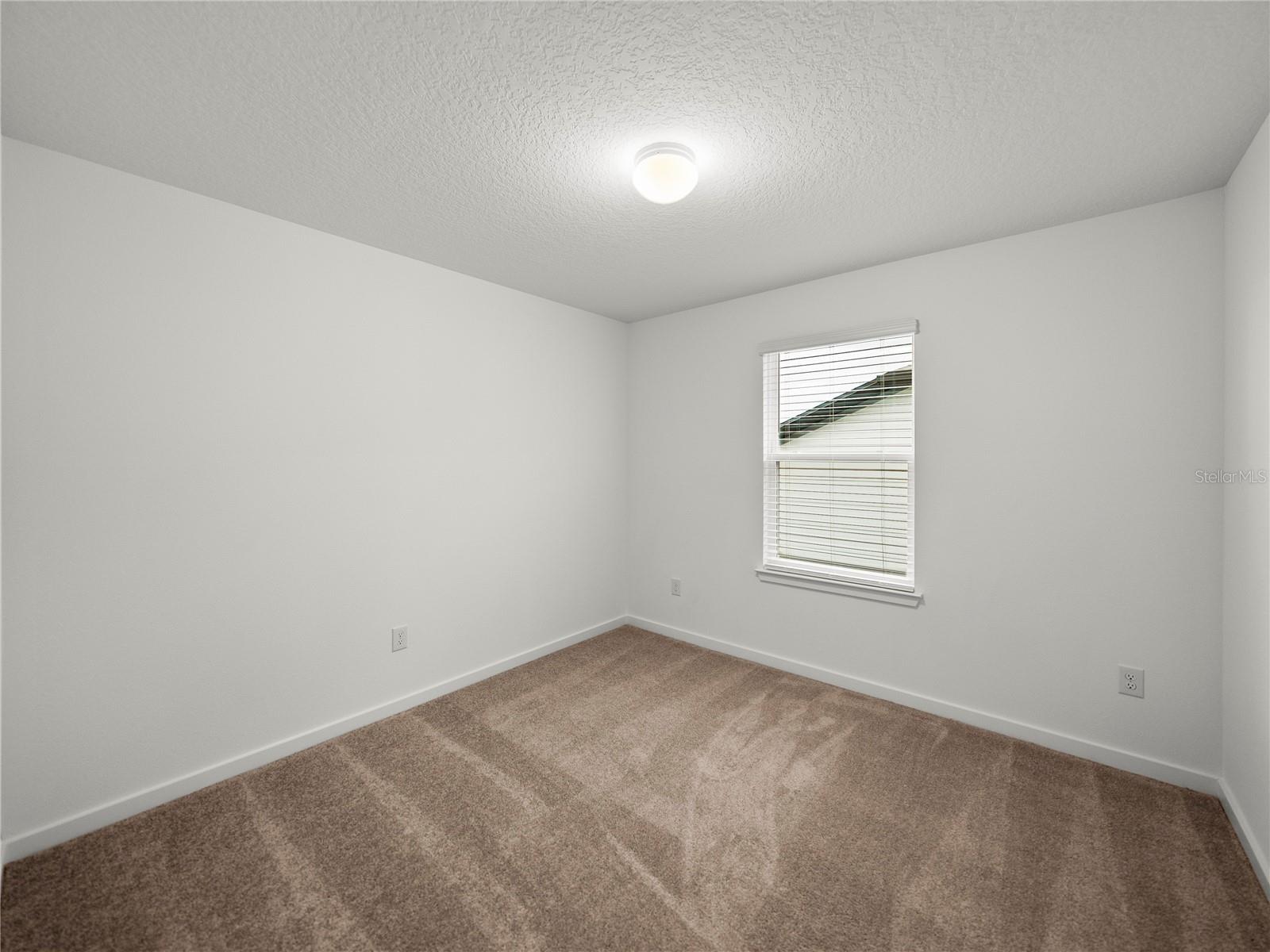 1076 KISTNA DR