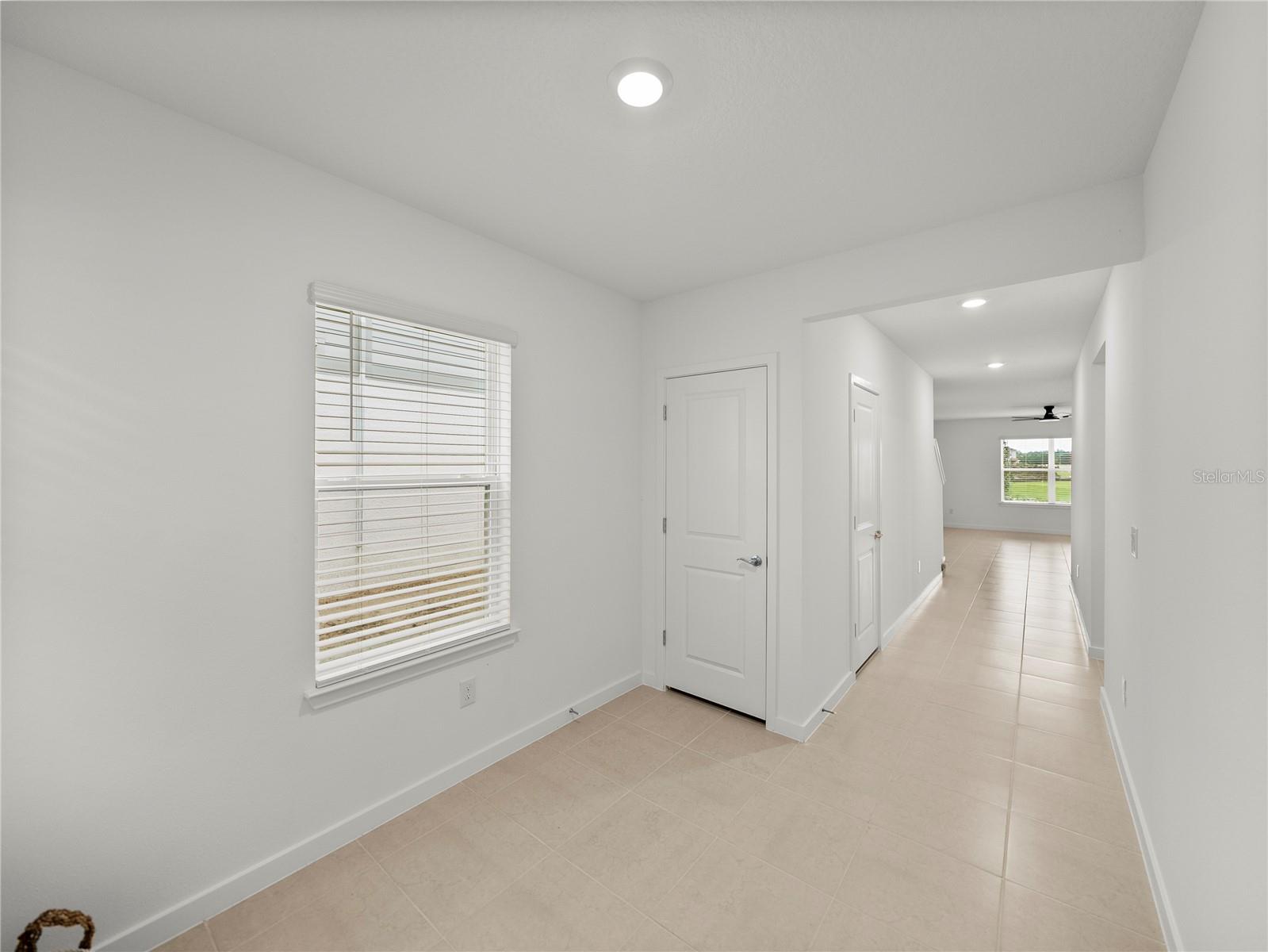 1076 KISTNA DR