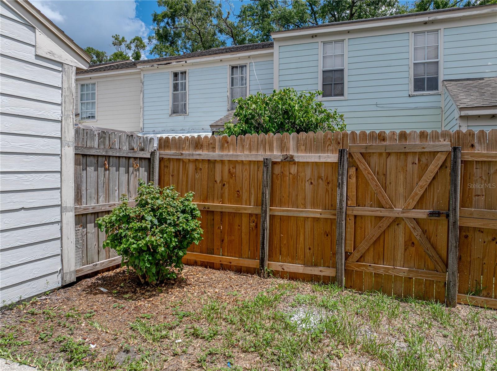 1816 MILL RUN CIR