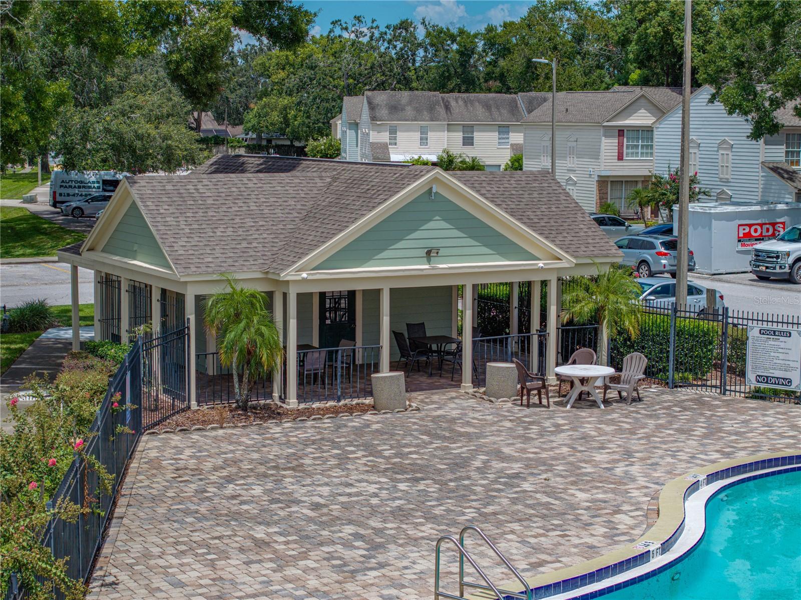 1816 MILL RUN CIR