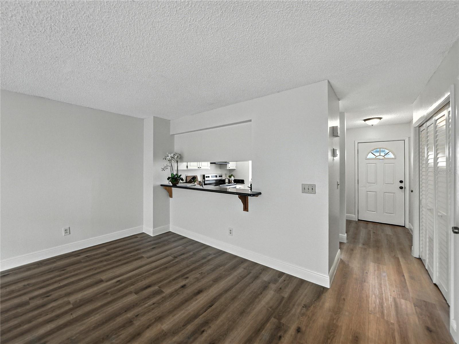 1816 MILL RUN CIR