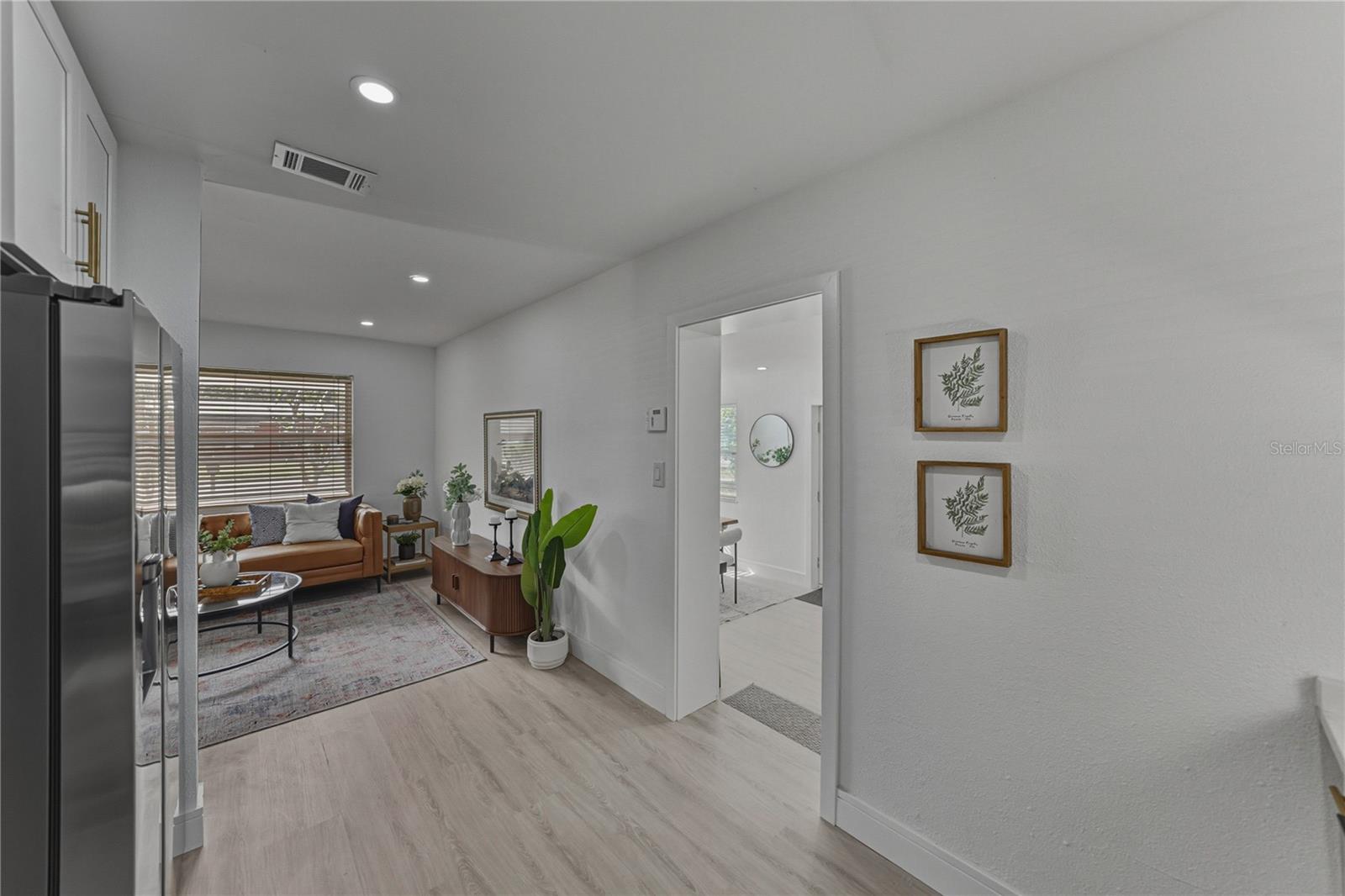 4105 W BAY VILLA AVE