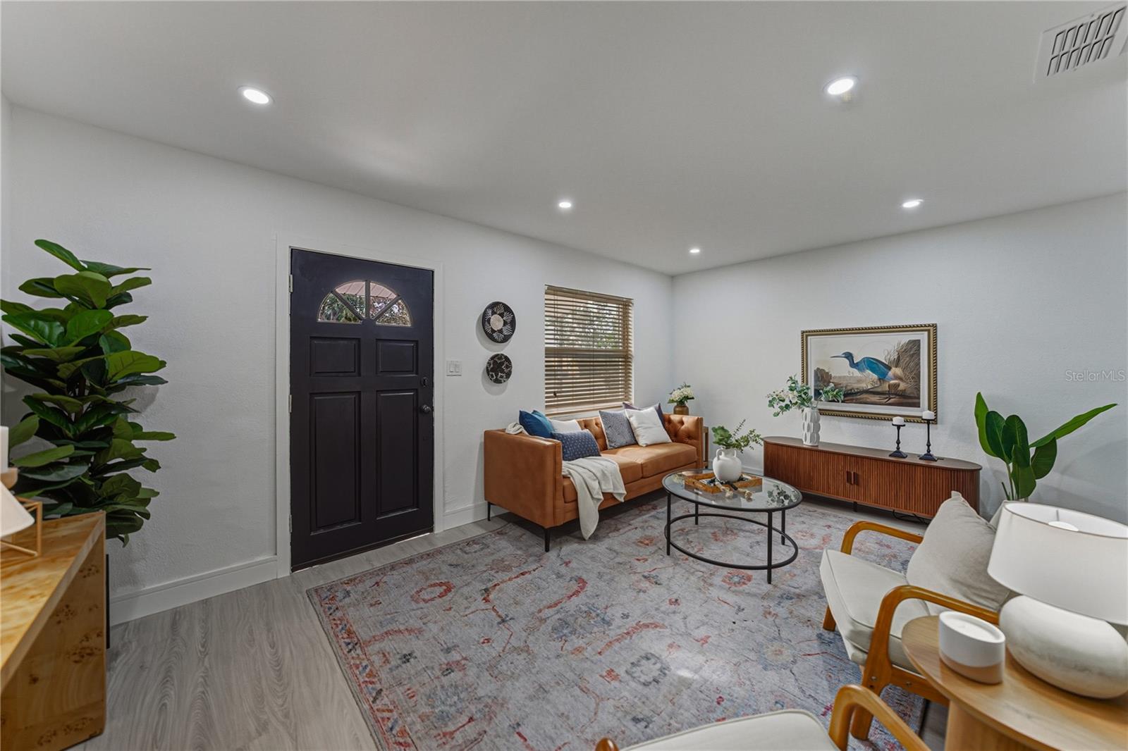 4105 W BAY VILLA AVE