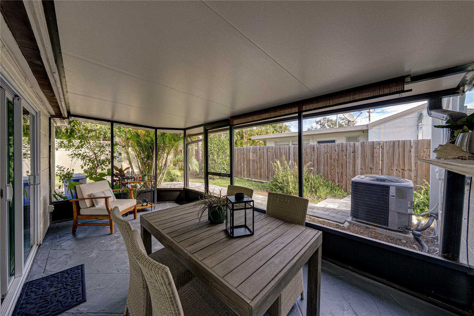 4105 W BAY VILLA AVE