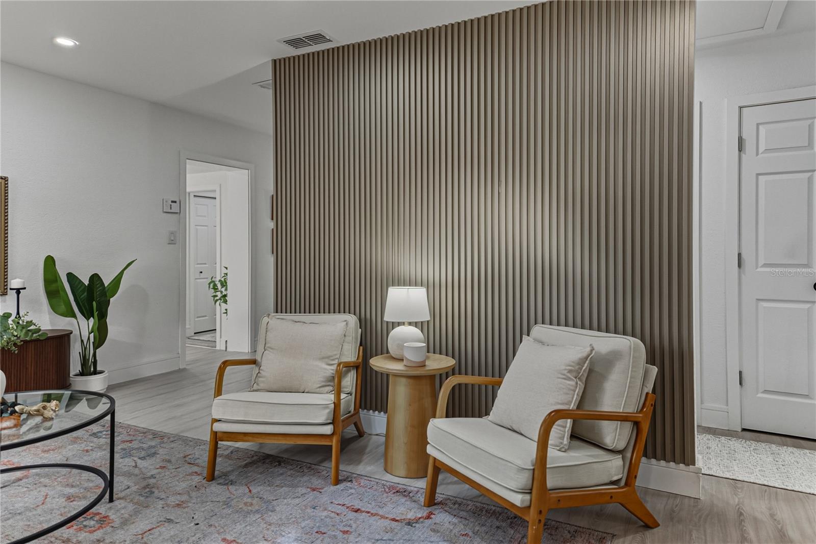 4105 W BAY VILLA AVE