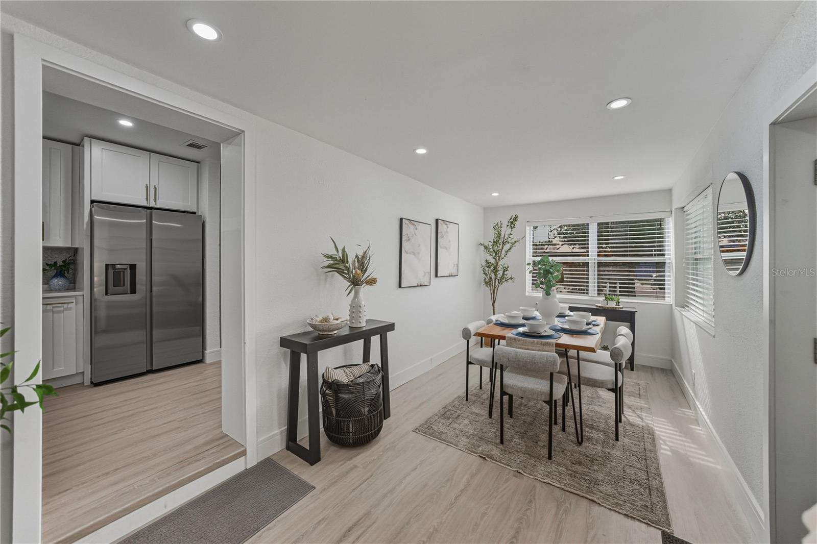 4105 W BAY VILLA AVE