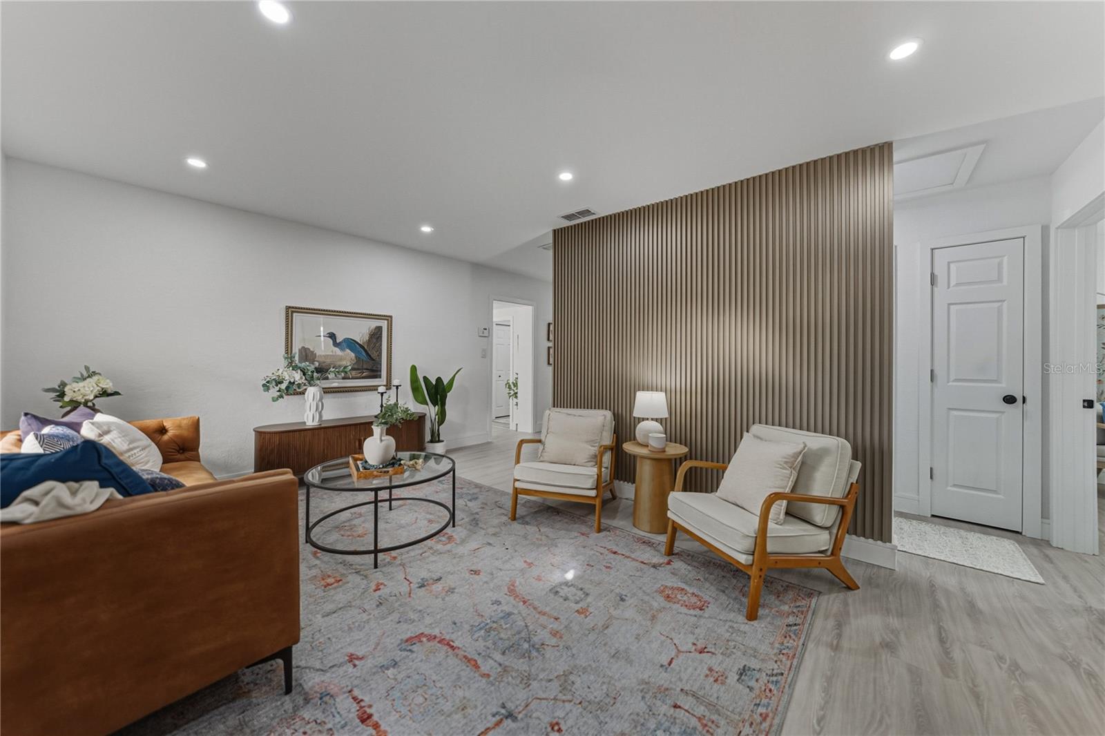 4105 W BAY VILLA AVE