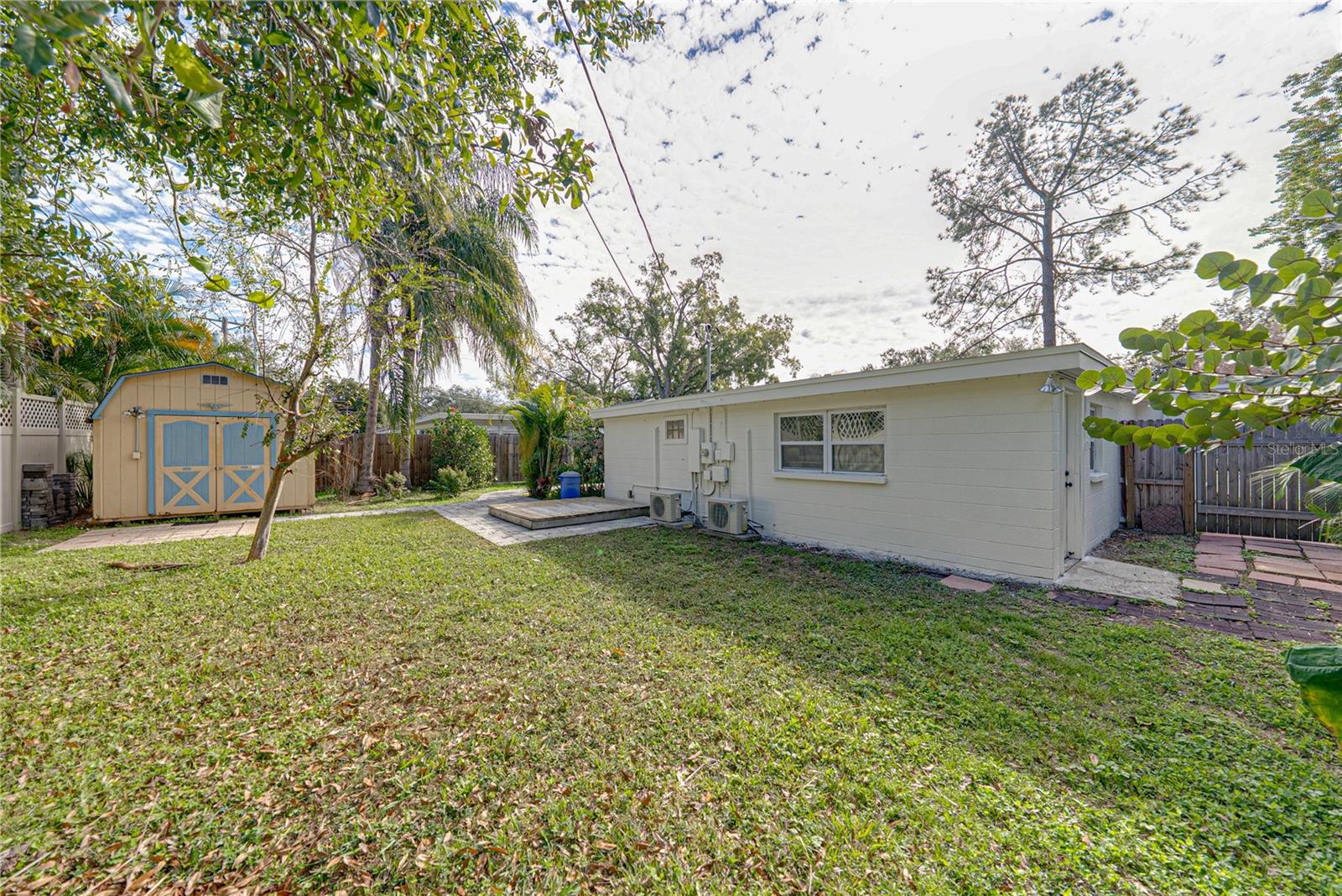 4105 W BAY VILLA AVE