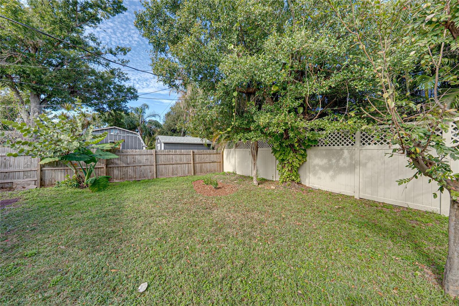 4105 W BAY VILLA AVE