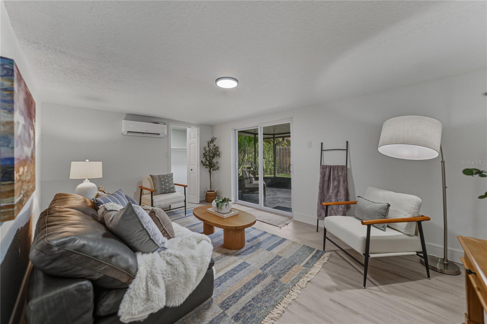 4105 W BAY VILLA AVE