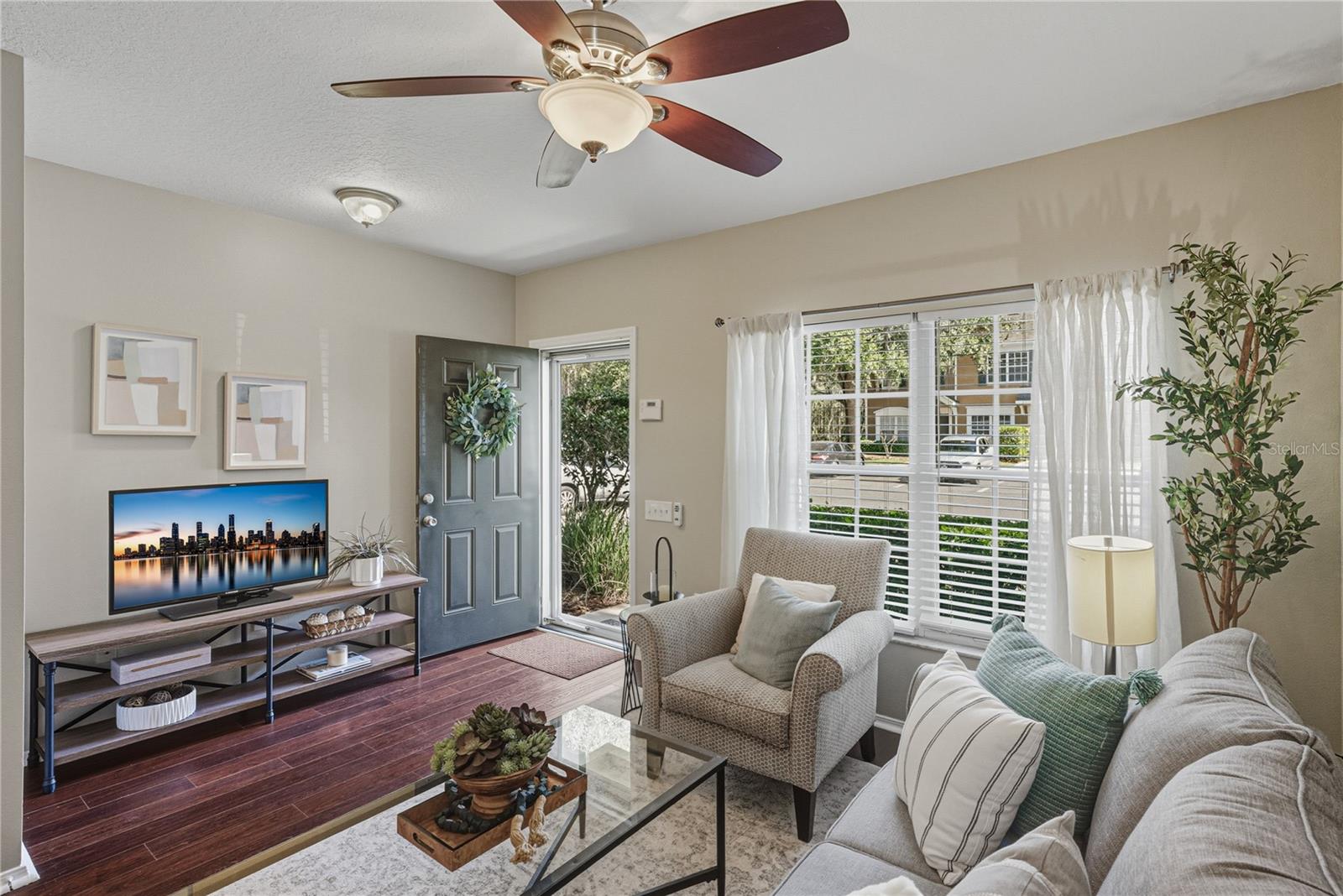 1219 KENNEWICK CT
