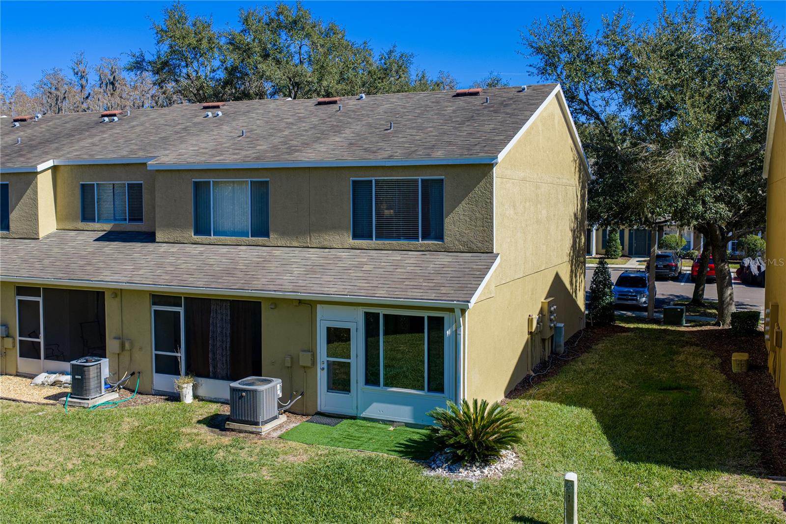 1219 KENNEWICK CT