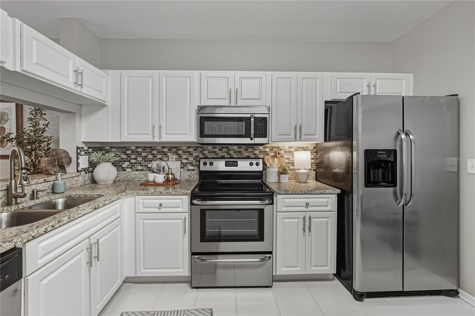 1219 KENNEWICK CT