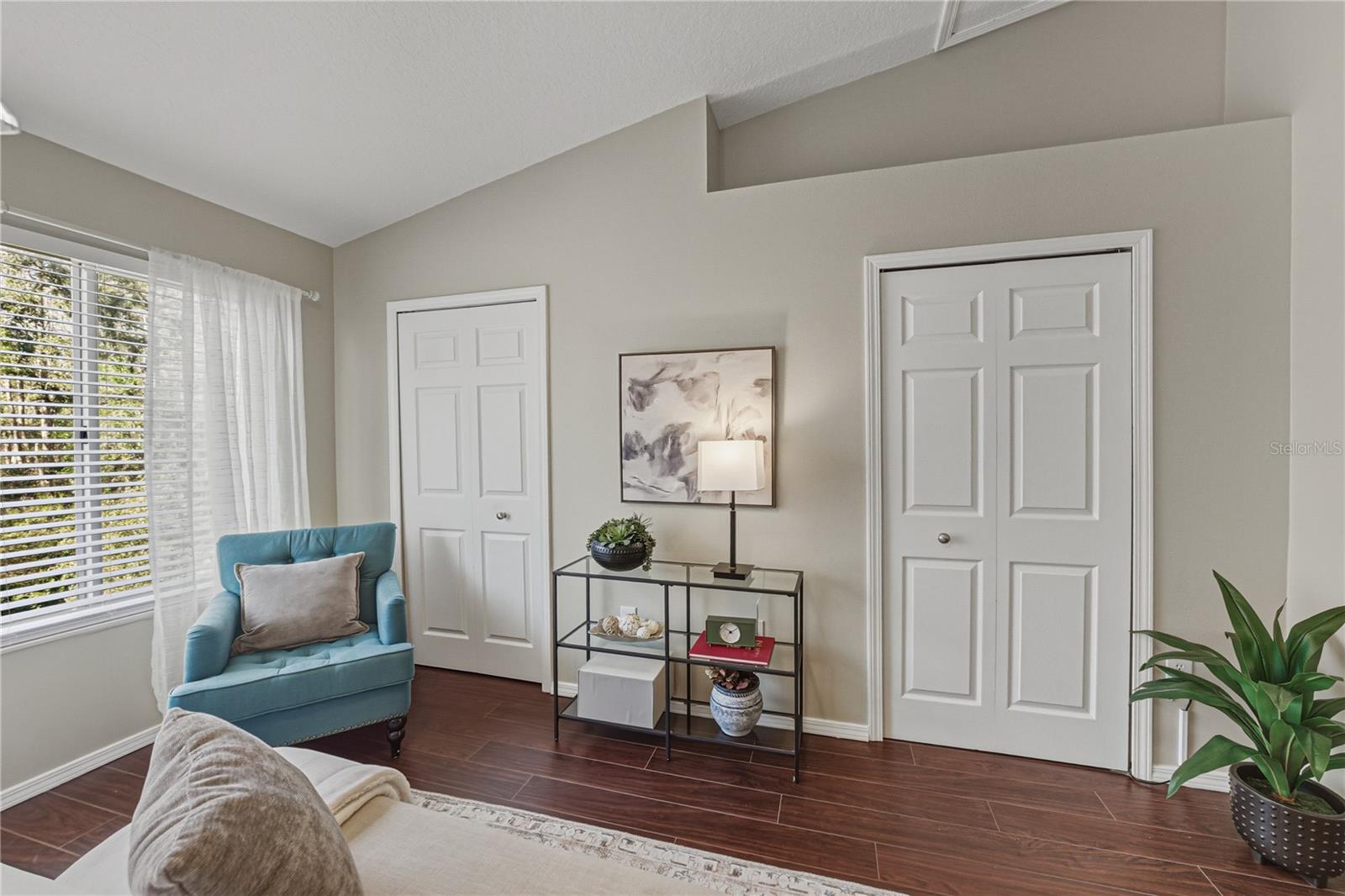 1219 KENNEWICK CT