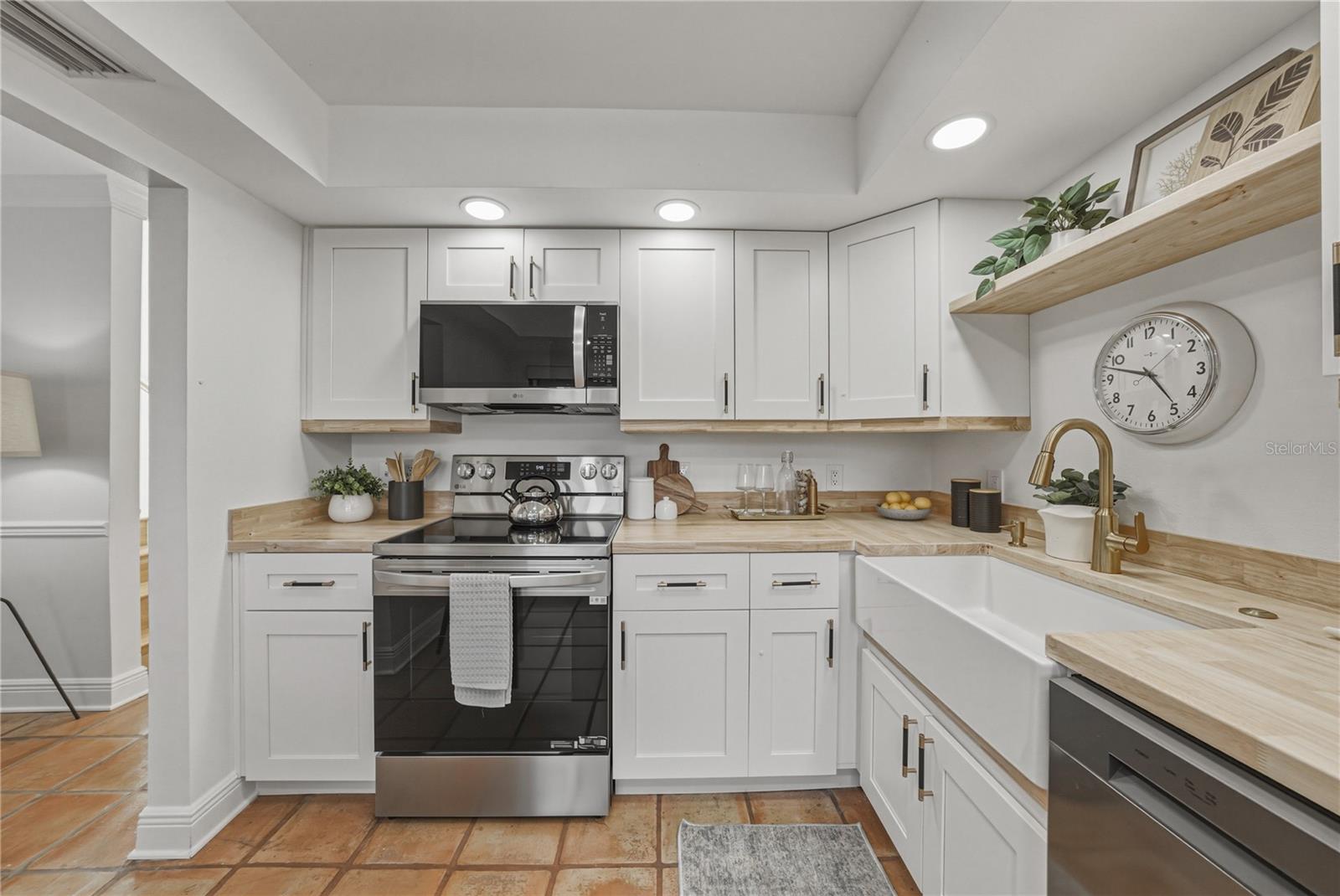 4306 HARBOR HOUSE DR