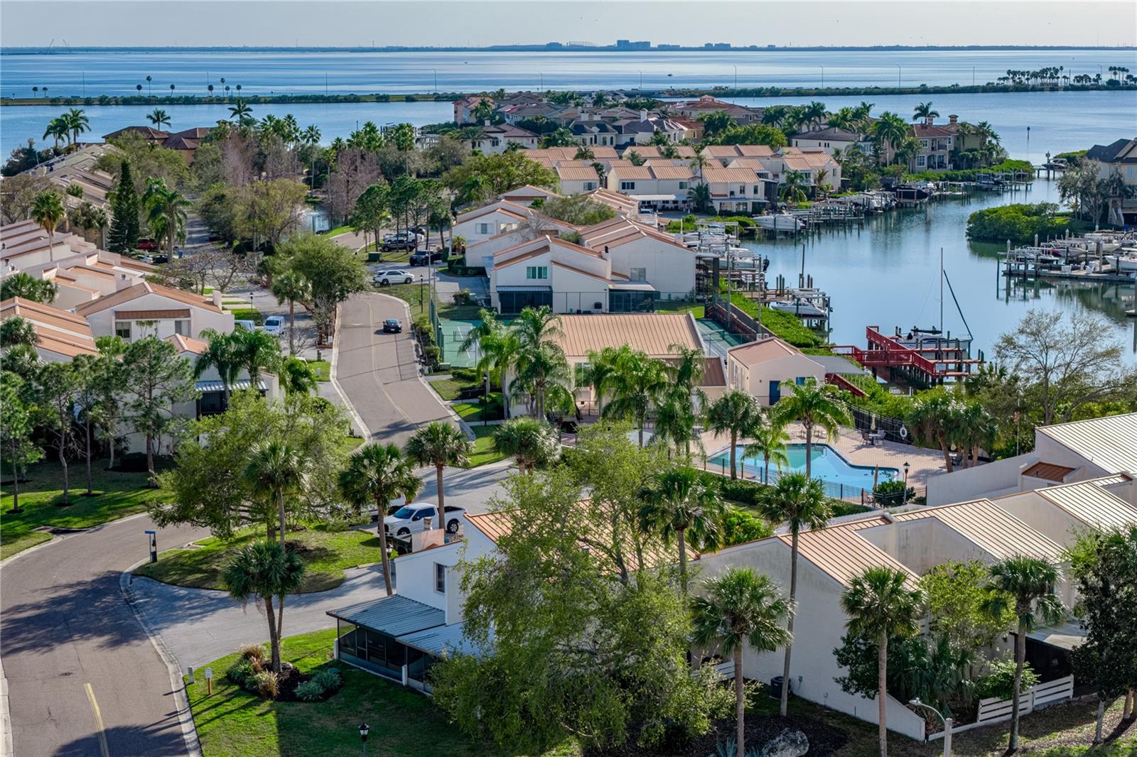 4306 HARBOR HOUSE DR