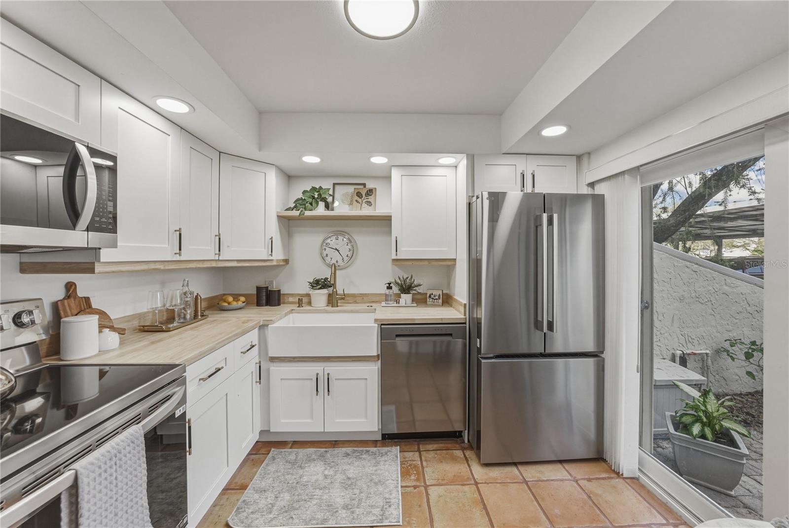 4306 HARBOR HOUSE DR