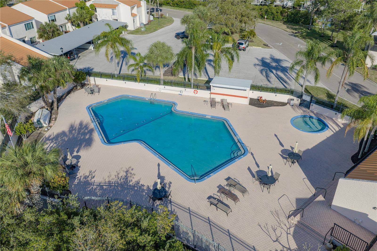 4306 HARBOR HOUSE DR