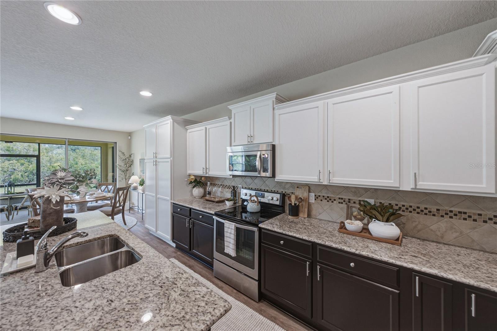 9114 MOUNTAIN MAGNOLIA DR