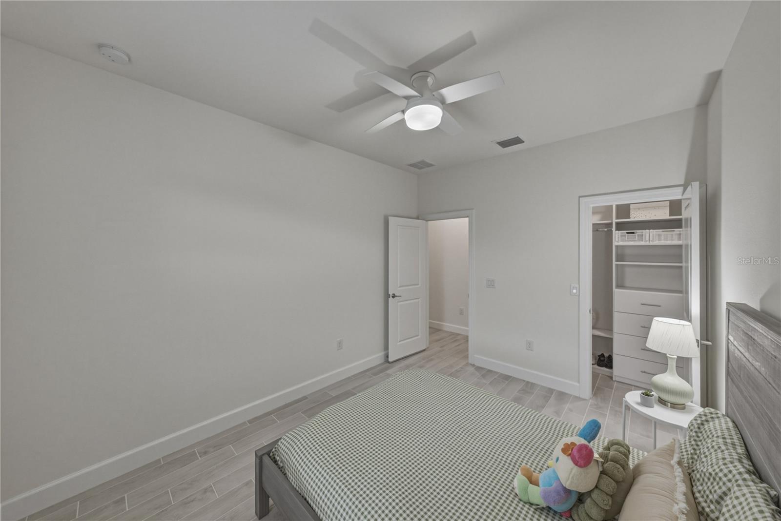 4248 CAIROLI CT
